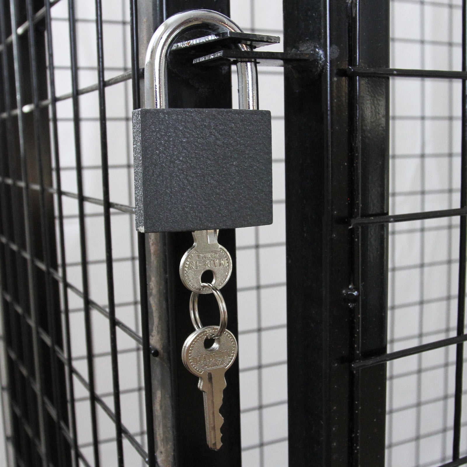 900mm Gas Bottle Mesh Cage