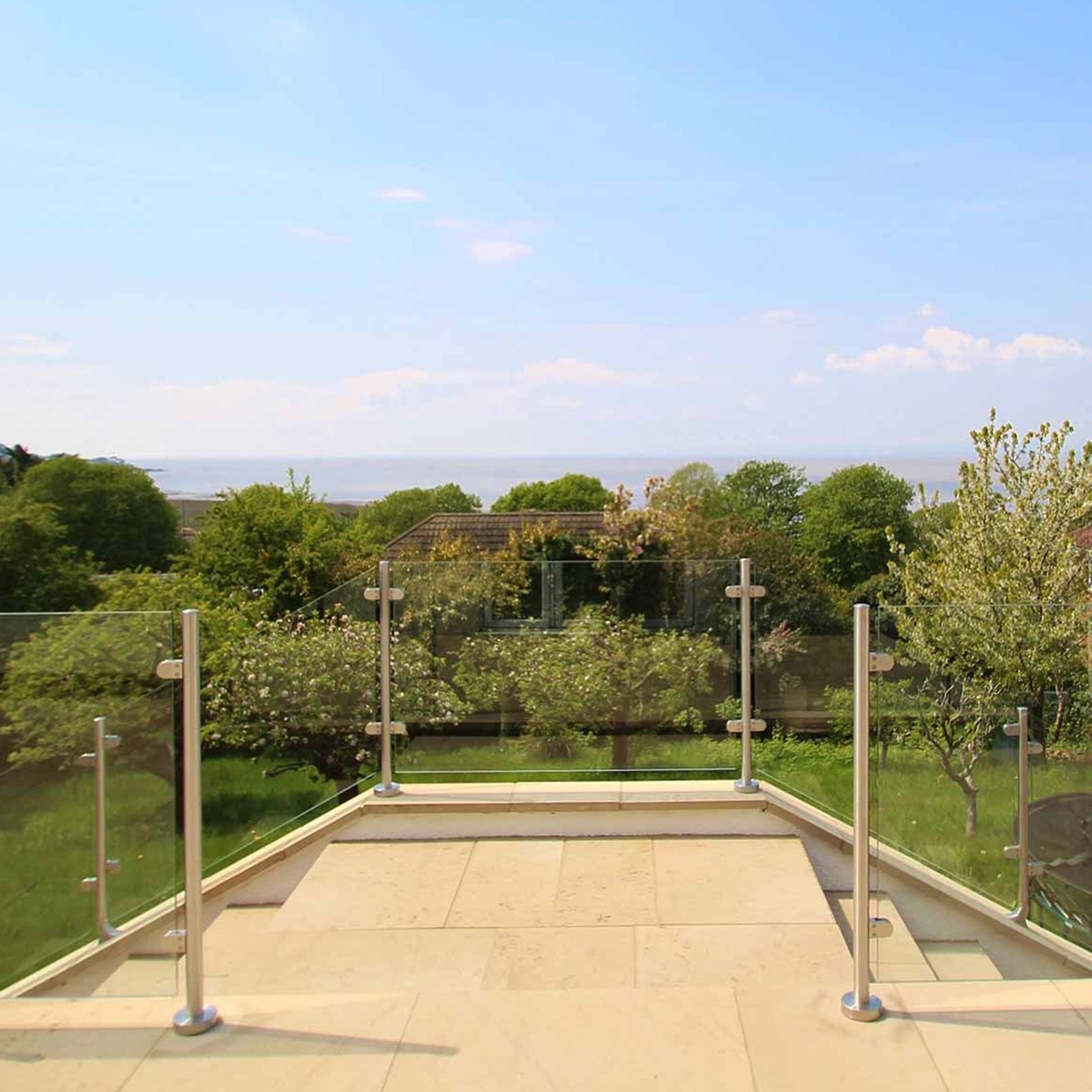 MonsterShop Stainless Steel Balustrade End Post – 90 cm High